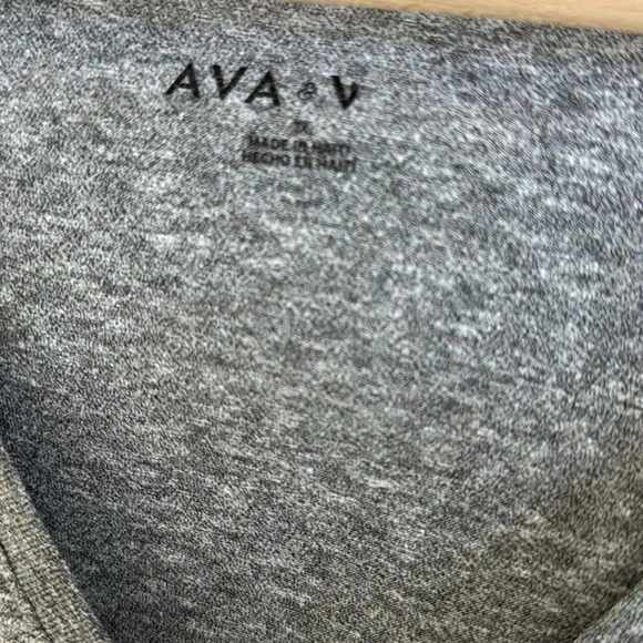 V-Neck Tee, gray - Picture 2 of 2